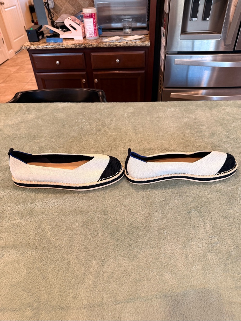 Rothy’s Espadrille Flats Women’s US 13 Cream Black Knit Slip On Shoes - Picture 5 of 14